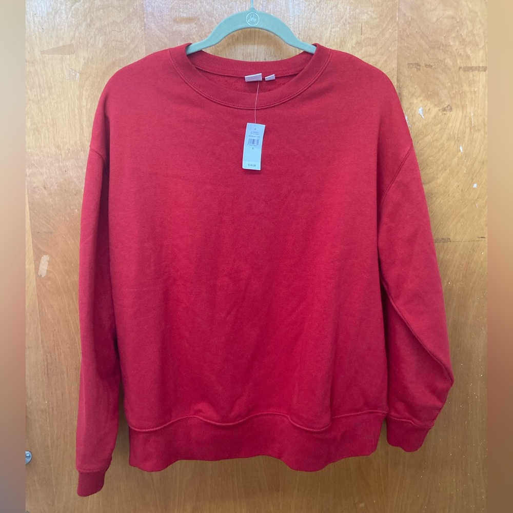 gap Red Crewneck sweatshirt